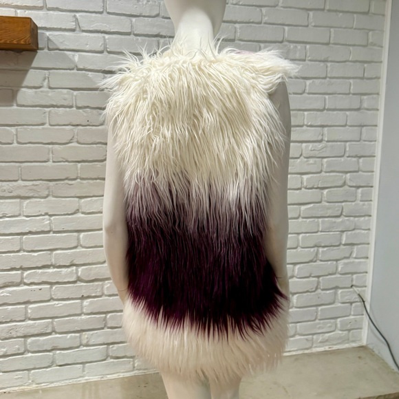 Ombre Faux Fur Vest Cream Plum Purple Shaggy Statement Festival Boho Glam BNWT - Picture 10 of 16
